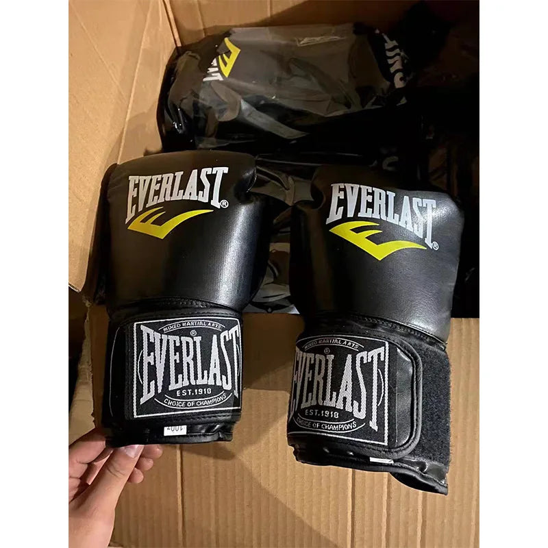 Everlast adults boxing gloves. 10oz/12oz